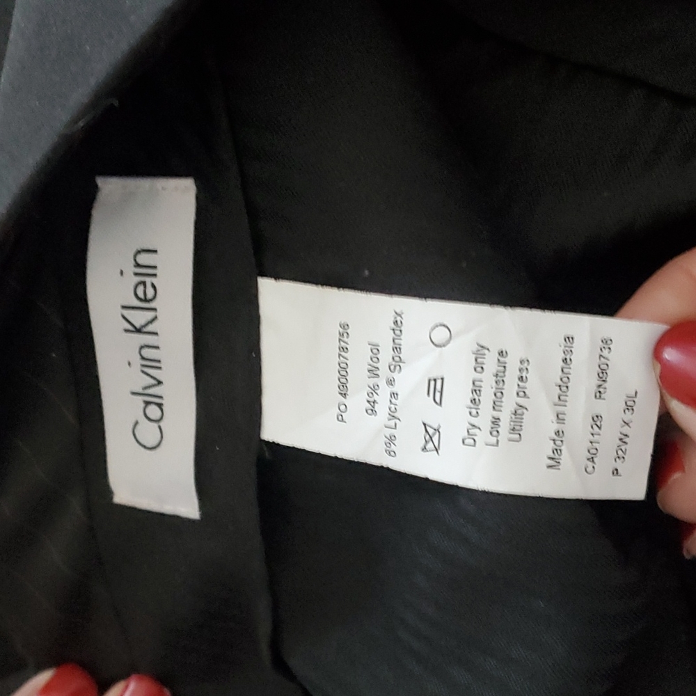 Boys suit , Calvin Klein 32 waist 29 inseam